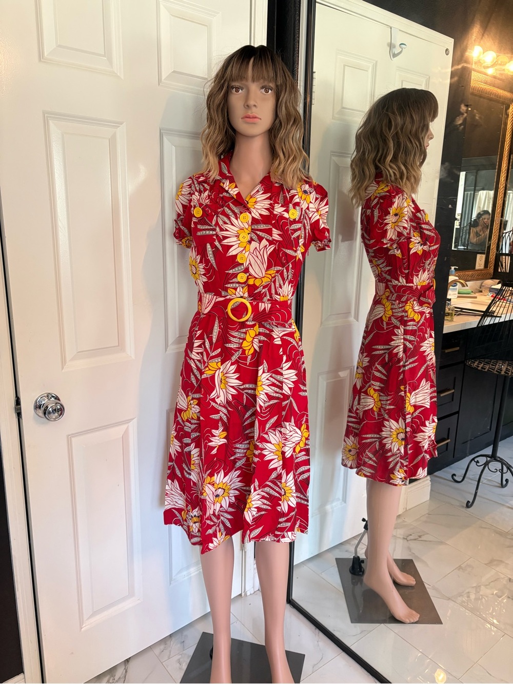Trashy Diva Waterlilies Red Yellow Floral Belted Dress pinup rockabilly - Picture 2 of 7